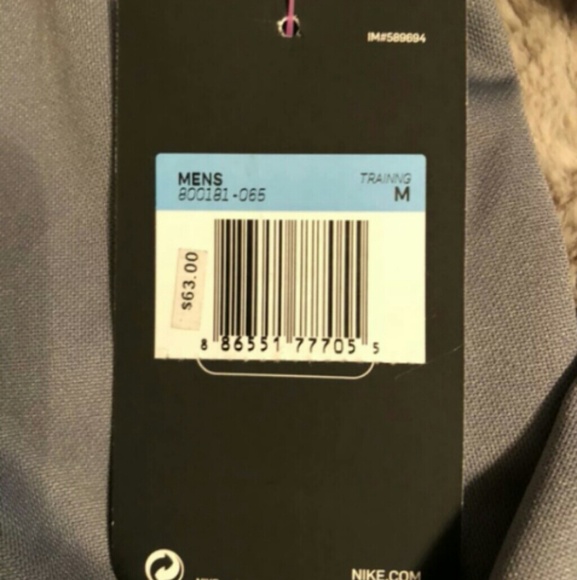 Gray medium nike sweater - Picture 4 of 4